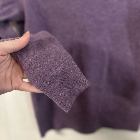 Black Brown 1826, size small, 100% merino wool, purple/mauve long sleeve sweater - Picture 2 of 5